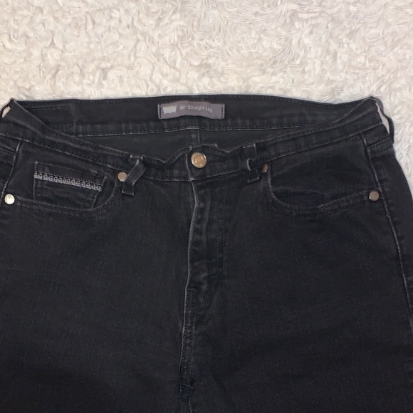 ✨NWOT Levi’s 505 Classic Straight Leg Black Jeans✨ - Picture 2 of 4